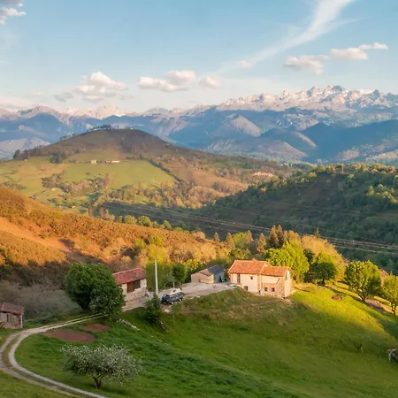 Pulieru - Picos De Europa Views, Designed For Seasons Onís
