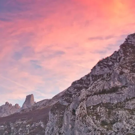 Vakantiehuis Pulieru - Picos De Europa Views, Designed For Seasons