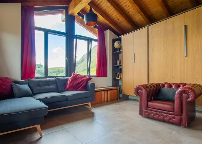 Pulieru - Picos De Europa Views, Designed For Seasons Onís